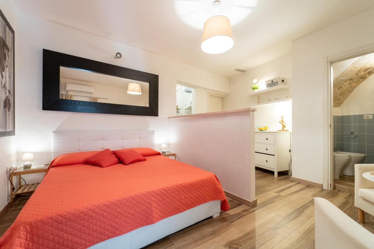 Casa Borbonica Cozy Apartment in Ortigia GROUND FLOOR Syrakuzy Zewnętrze zdjęcie